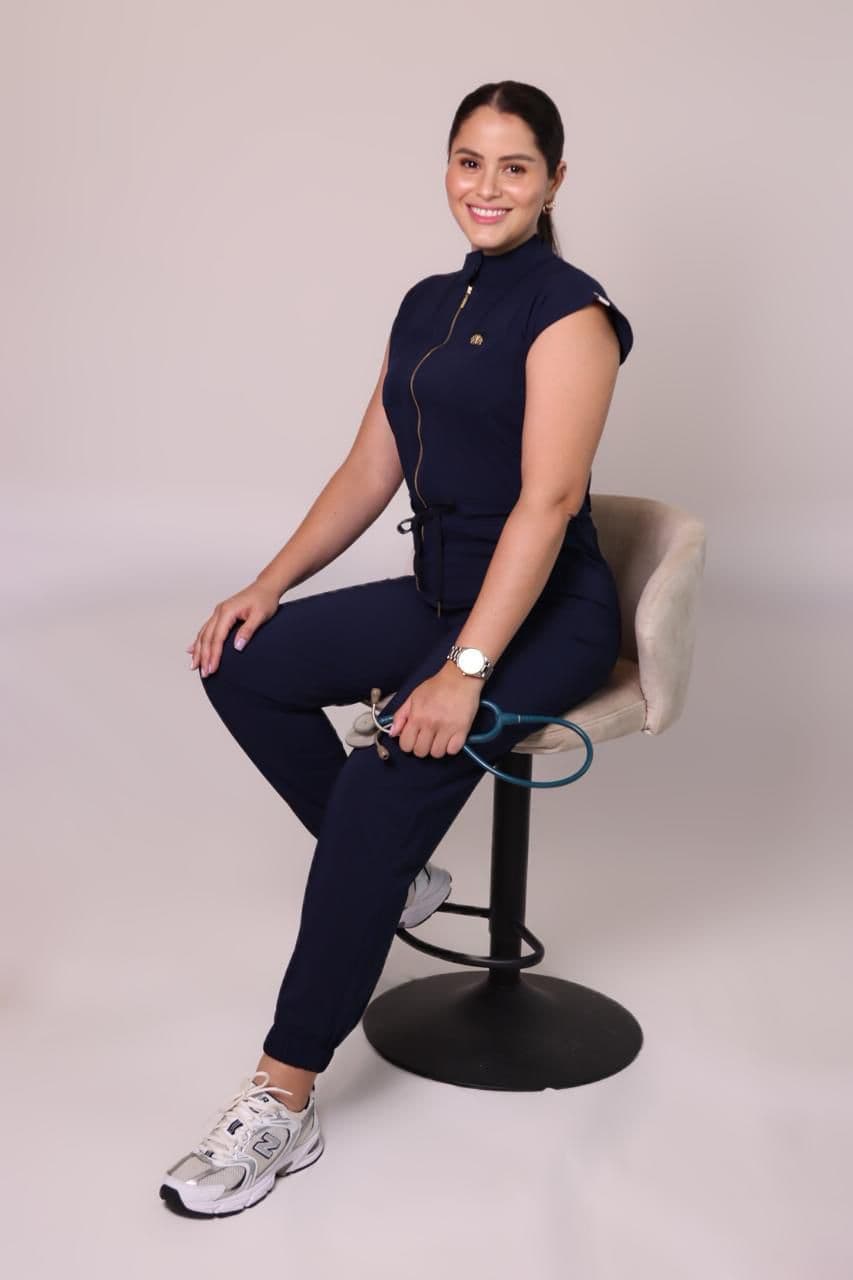 Dra. Andreina Averruz